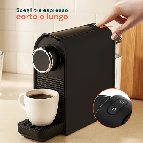 Macchina caffè per scegliere tra espresso corto o lungo con pulsanti di controllo programmabile, utilizzo facile e intuitivo