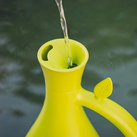Annaffiatoio in Plastica Verde 1,6L per Piante da Interno e da Balcone Ean-8411782007880